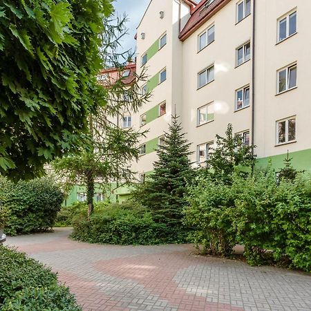 Chill Apartments Kabaty Family Warszawa Exteriör bild