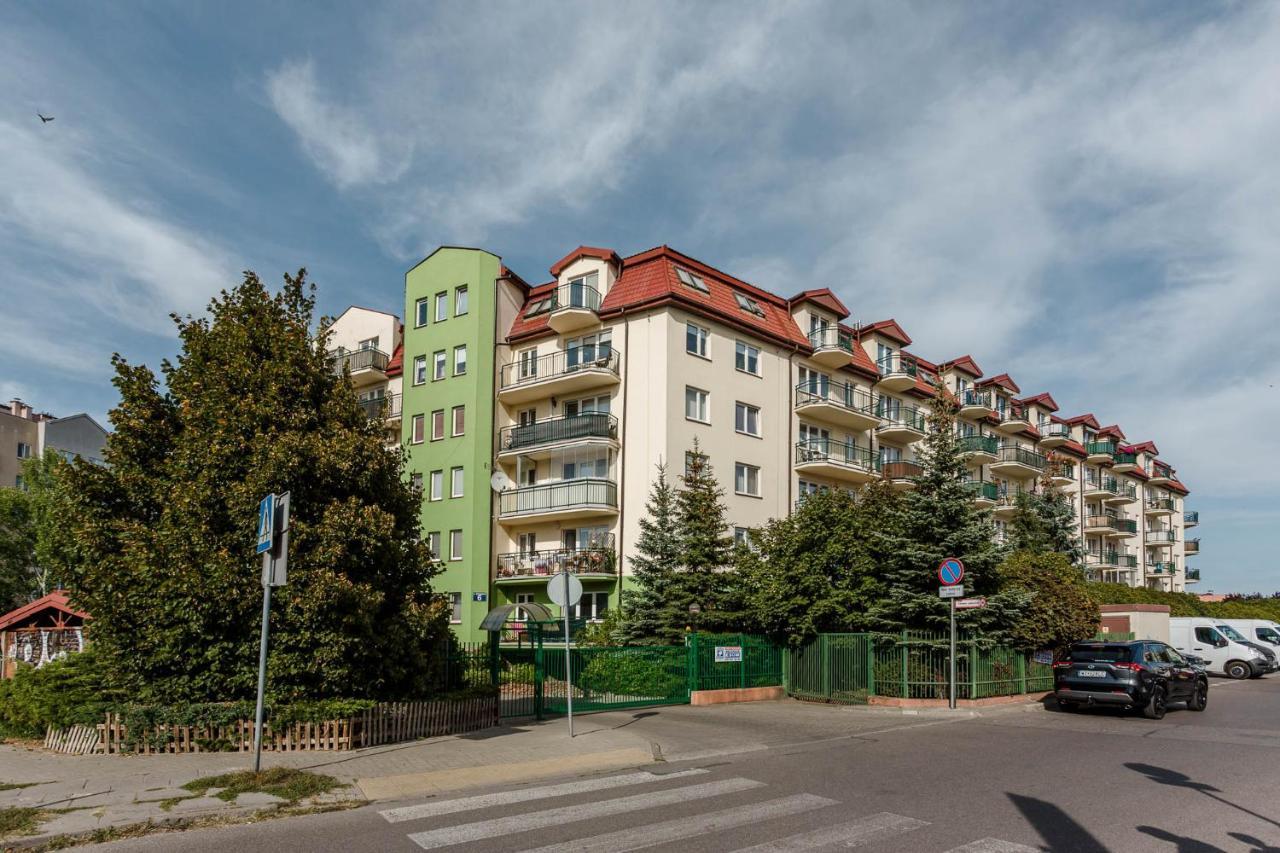 Chill Apartments Kabaty Family Warszawa Exteriör bild