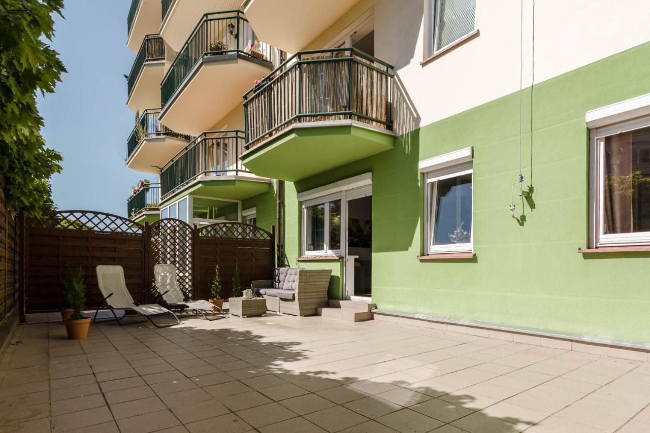 Chill Apartments Kabaty Family Warszawa Exteriör bild