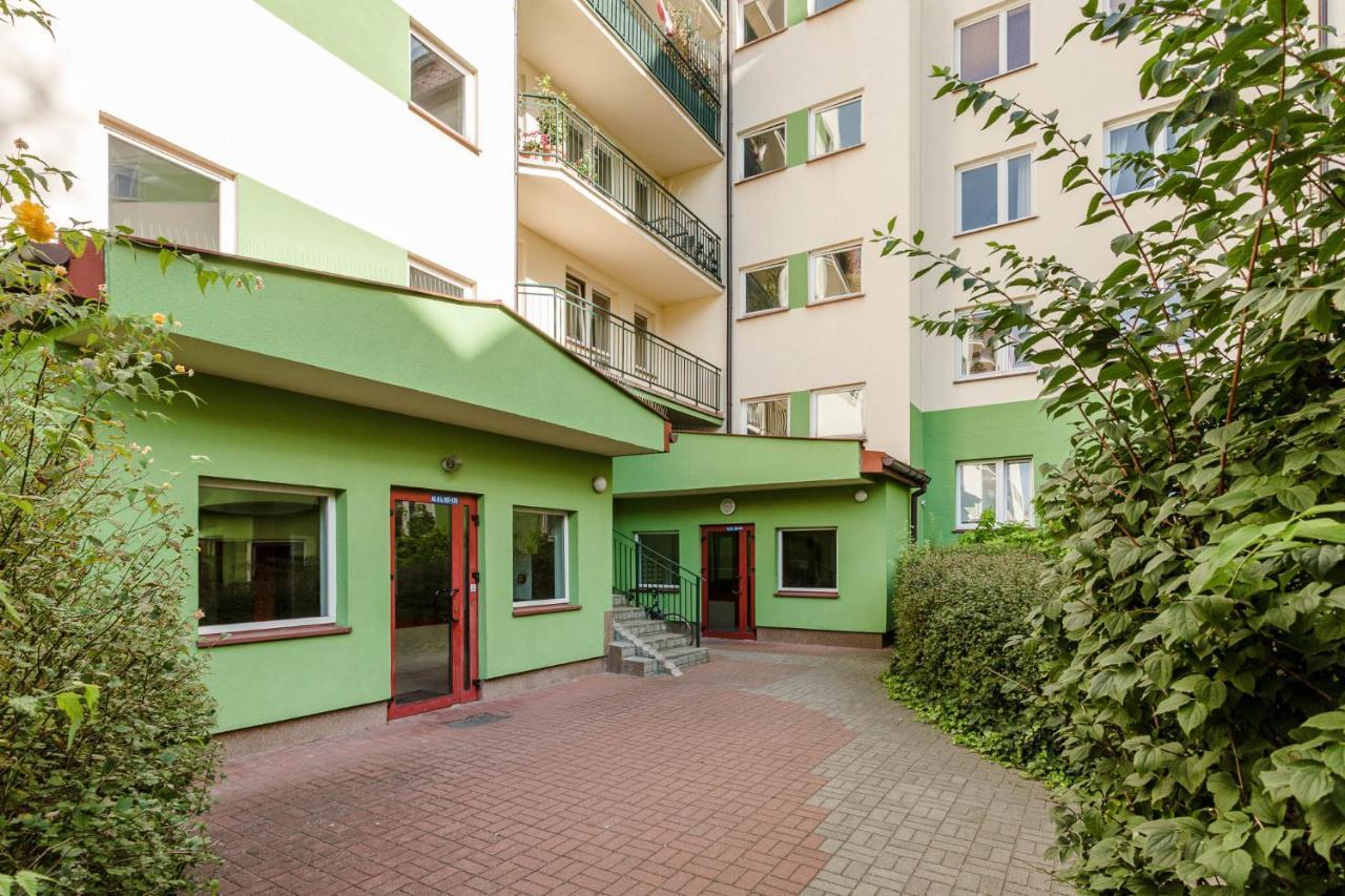 Chill Apartments Kabaty Family Warszawa Exteriör bild